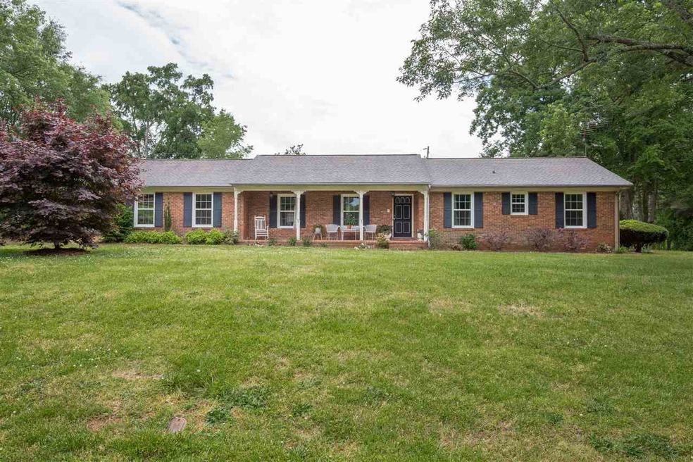 11 Dallas St, Inman, SC 29349 - photo 1