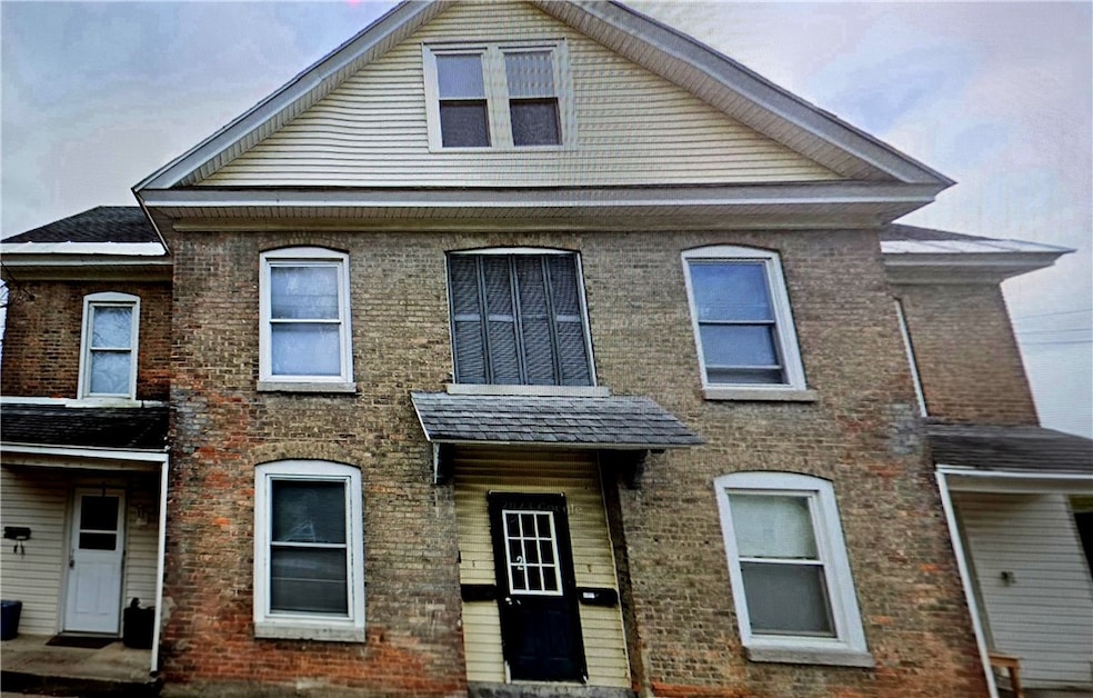 2 Mundt Ave unit C, Auburn, NY 13021 - photo 1