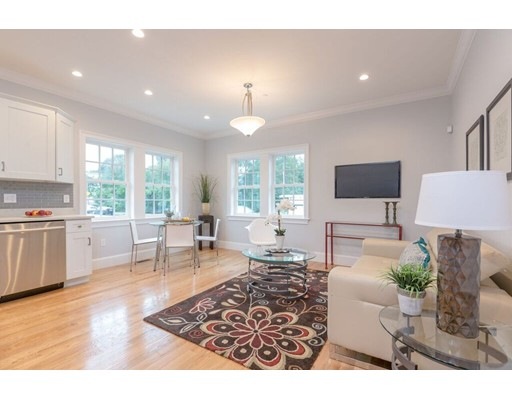 304 Neponset Ave unit 4, Dorchester, MA 02122 - photo 1