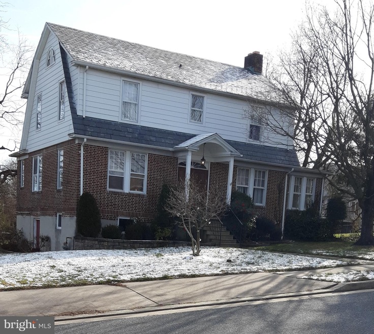 7633 Rainville Ave, Nottingham, MD 21236 - photo 1