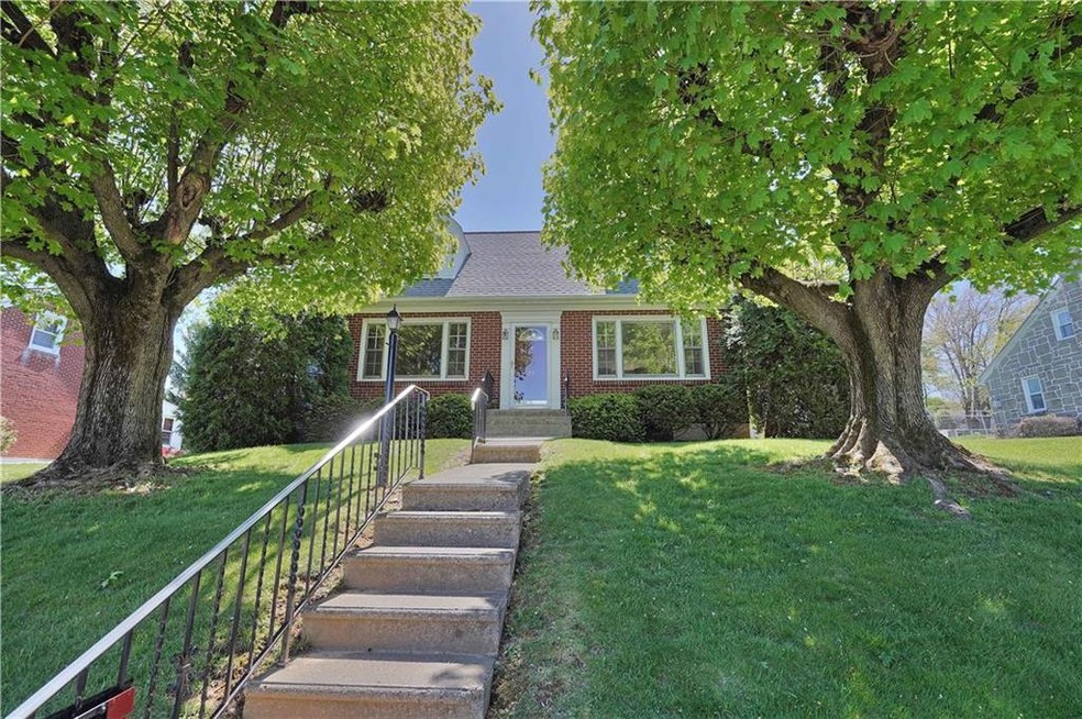 69 S Buttonwood St, Macungie, PA 18062 - photo 1