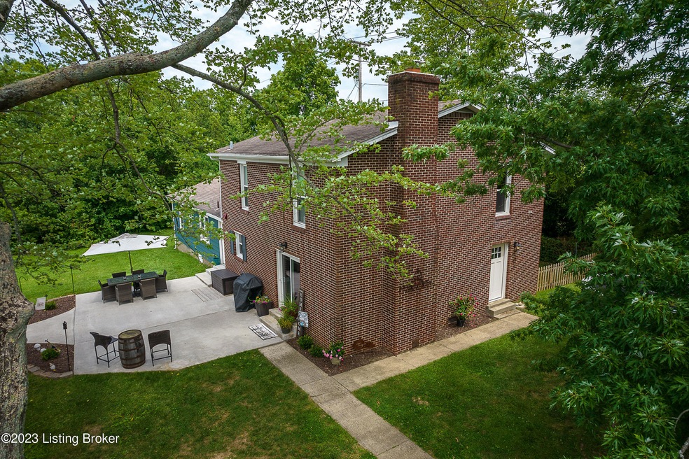 6912 Beulah Church Rd, Louisville, KY 40228 - photo 1