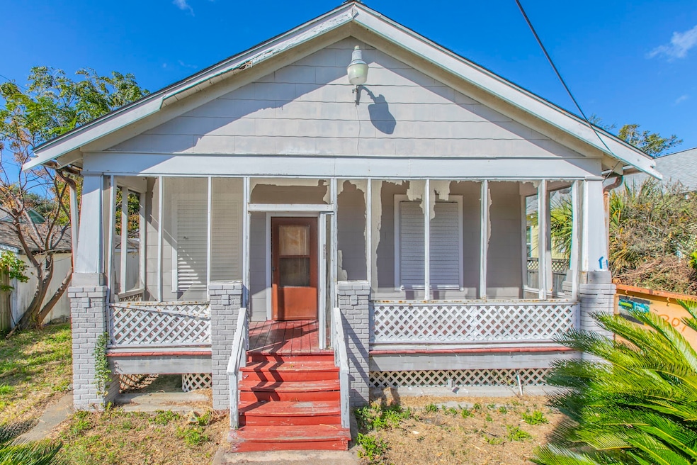 4314 Avenue Q, Galveston, TX 77550 - photo 1