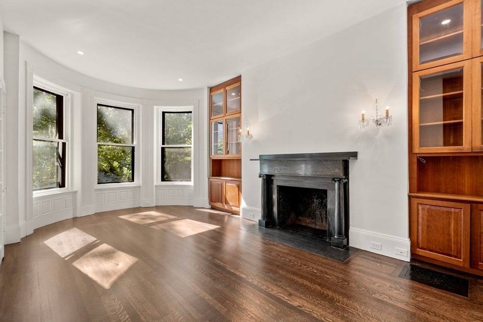 389 Commonwealth Ave unit 2, Boston, MA 02115 - photo 1