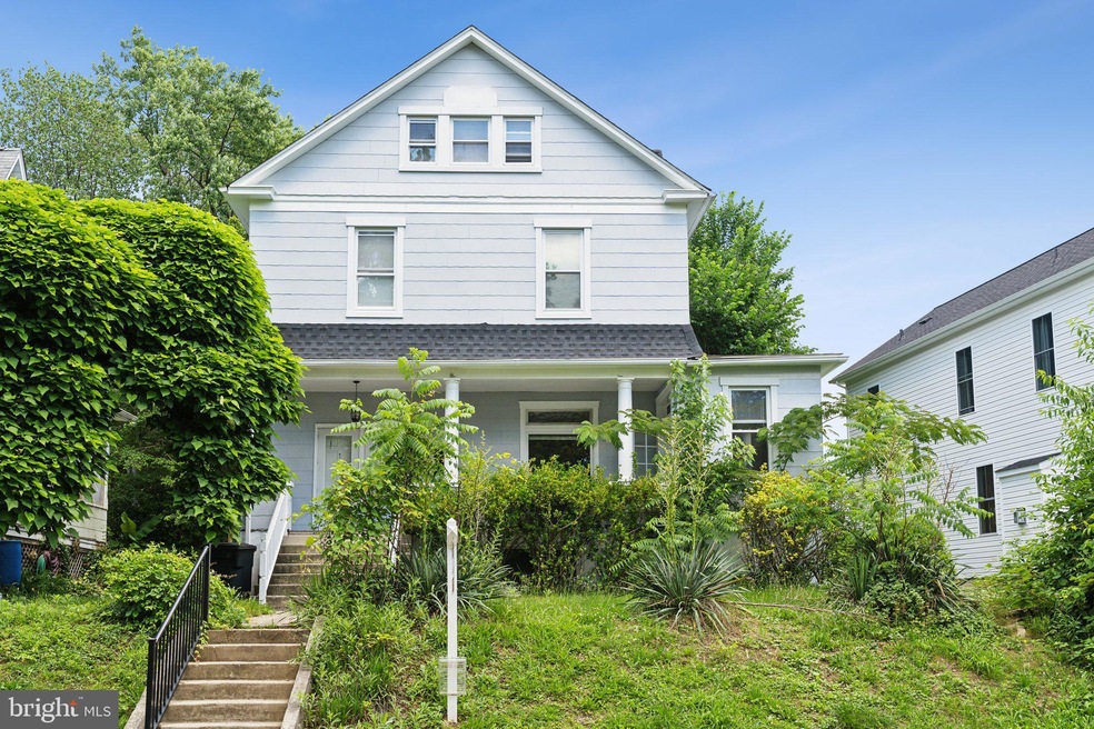 2810 Montebello Terrace unit 3, Baltimore, MD 21214 - photo 1