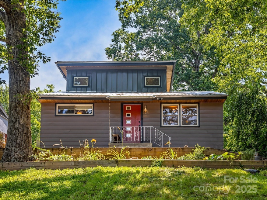 For Sale $530,000 • Co-Listing Agent