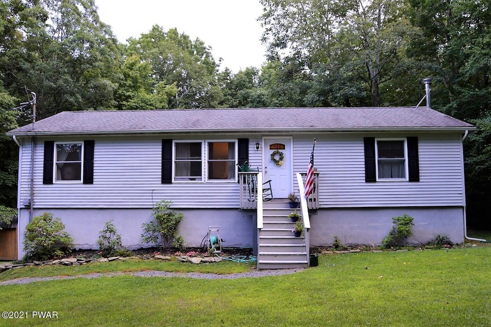 112 Palmetto Ln, Milford, PA 18337 - photo 1