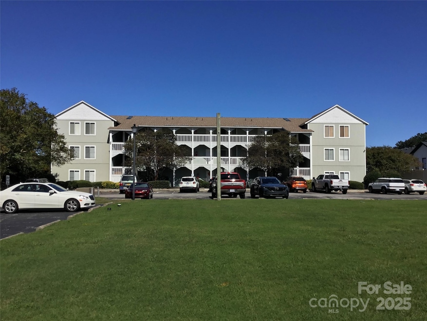 117 Old Nc Highway 345 unit 106, Manteo, NC 27954 - photo 1