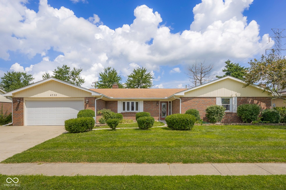 4730 Woodcrest Dr, Columbus, IN 47203 - photo 1