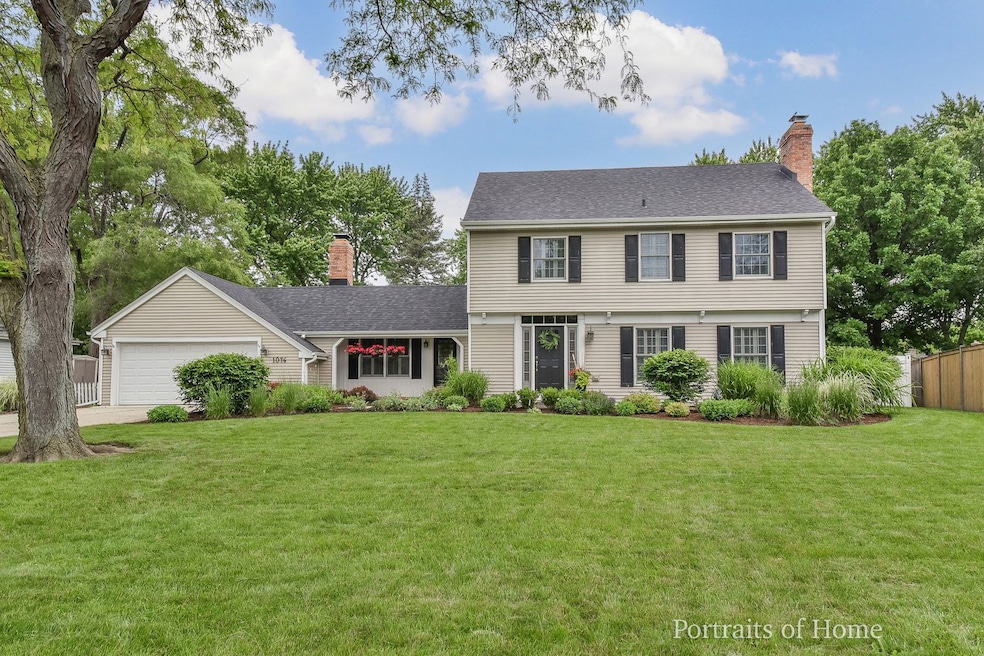 1076 Bluestem Ln unit 2, Batavia, IL 60510 - photo 1