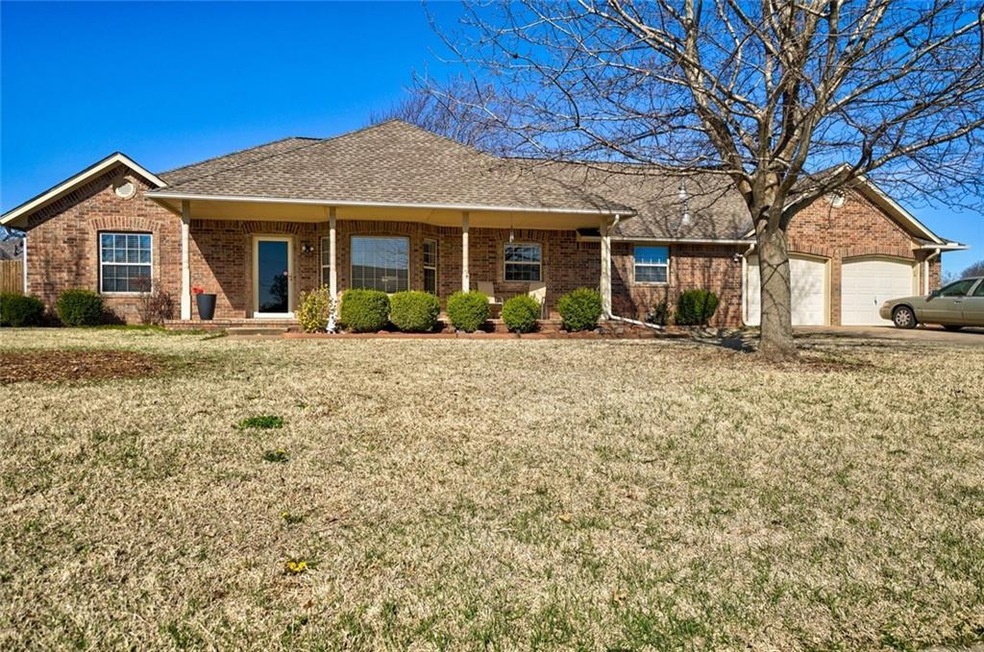 506 Pool Ln, Shawnee, OK 74801 - photo 1