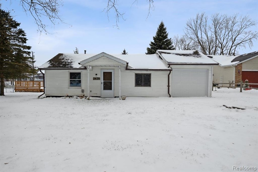 2435 Michigan Rd, Port Huron, MI 48060 - photo 1