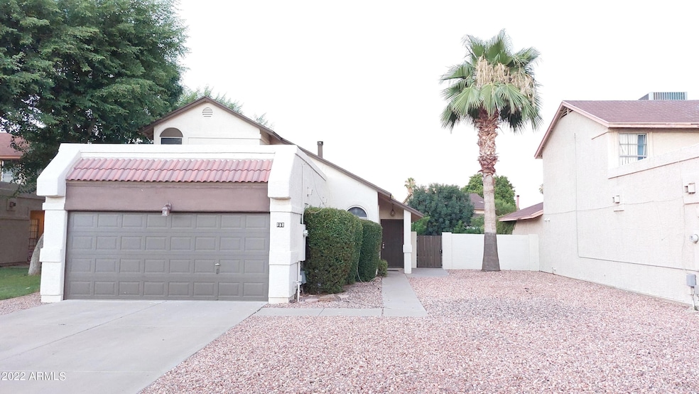 737 N Entrada St, Chandler, AZ 85226 - photo 1