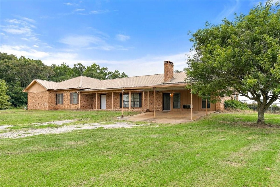 596 Fm 698, Nacogdoches, TX 75964 - photo 1