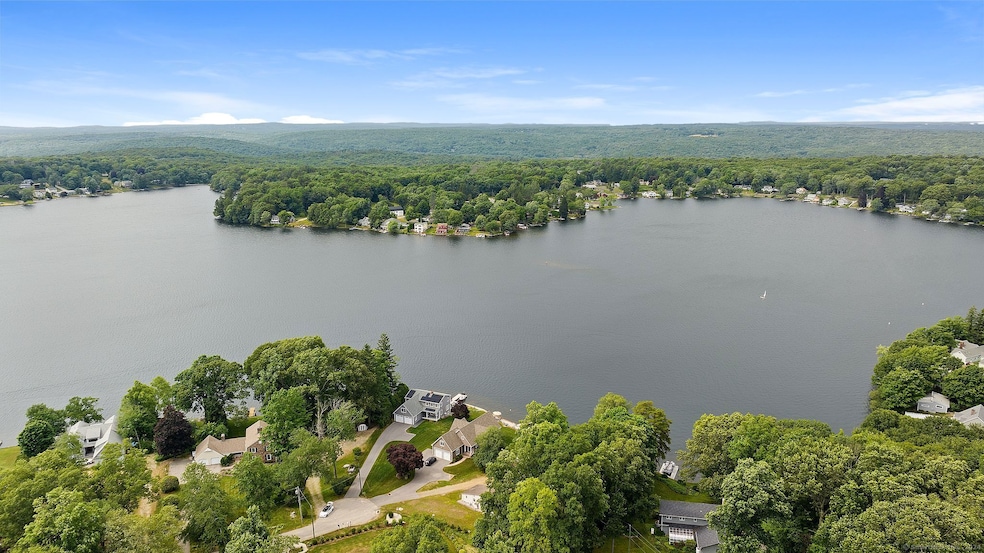 Welcome to picturesque Columbia Lake