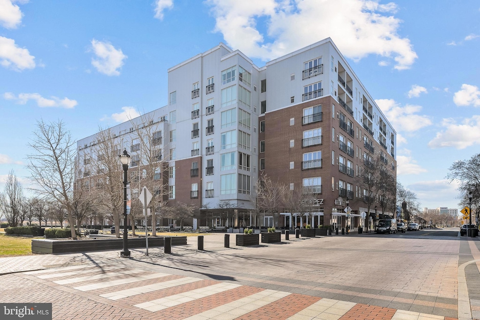 530 Harlan Blvd unit 410, Wilmington, DE 19801 - photo 1