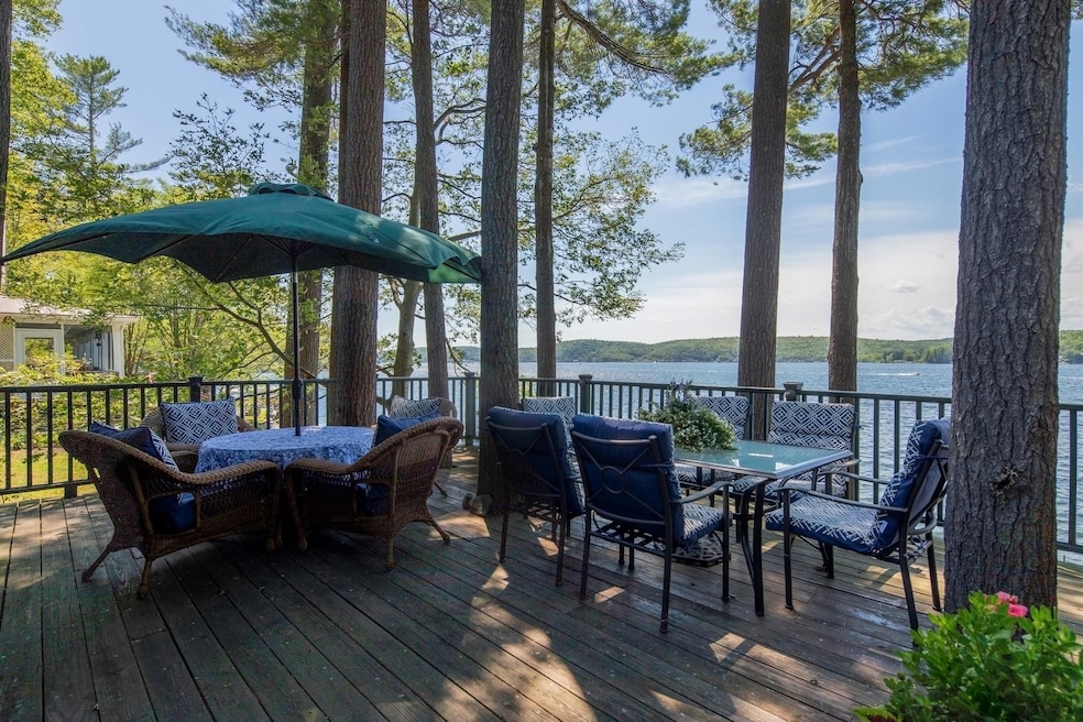 102 Pine St, Castleton, VT 05735 - photo 1