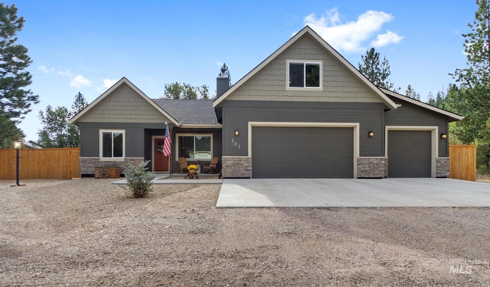 Sold • Co-Listing Agent