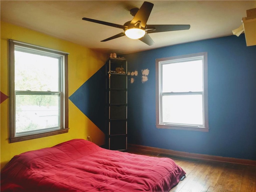 2328 S Cedar Ave, Independence, MO 64052 - photo 1