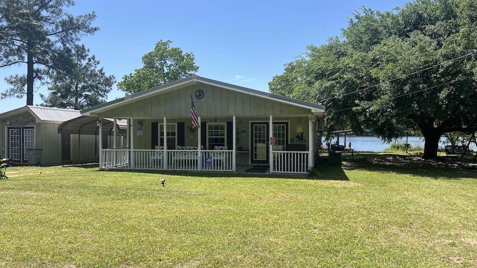 686 Paradise Island Dr, Defuniak Springs, FL 32433 | MLS# 944953 ...