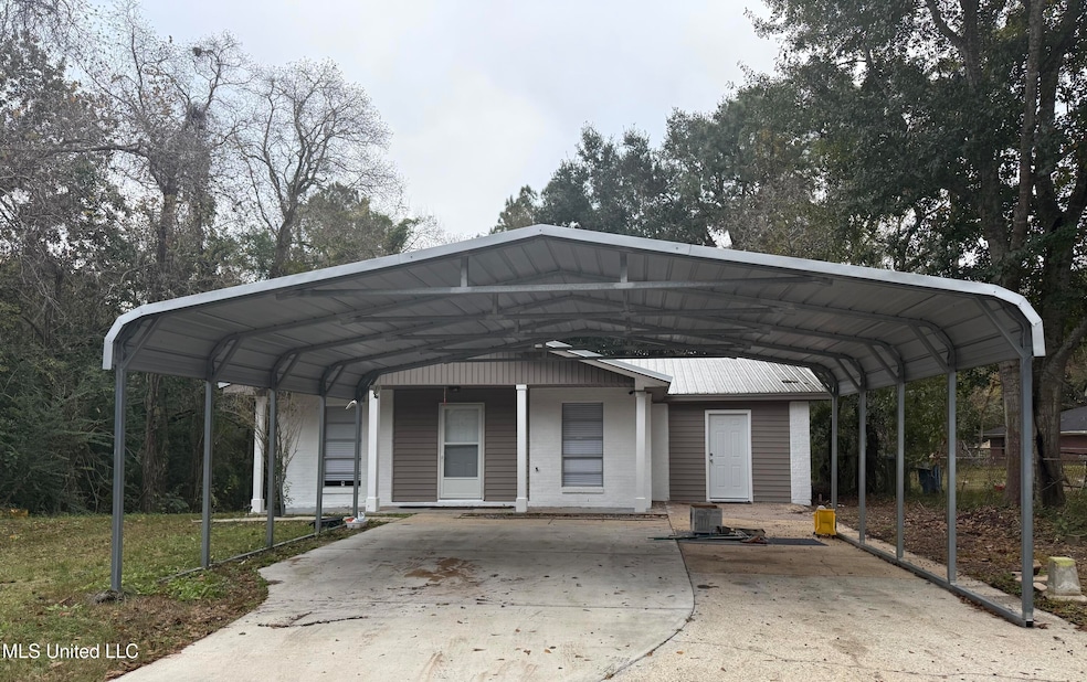 2824 Perkinston Dr, Gautier, MS 39553 - photo 1