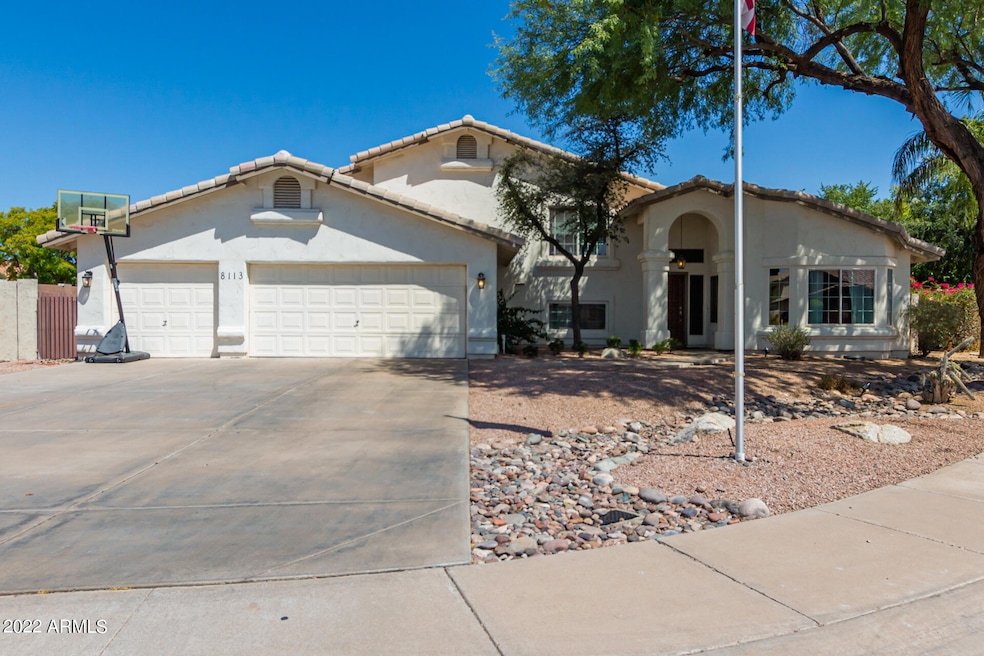 8113 S Los Feliz Dr, Tempe, AZ 85284 - photo 1