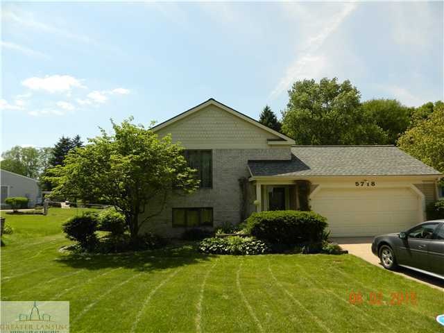 5718 Ellendale Dr, Lansing, MI 48911 - photo 1