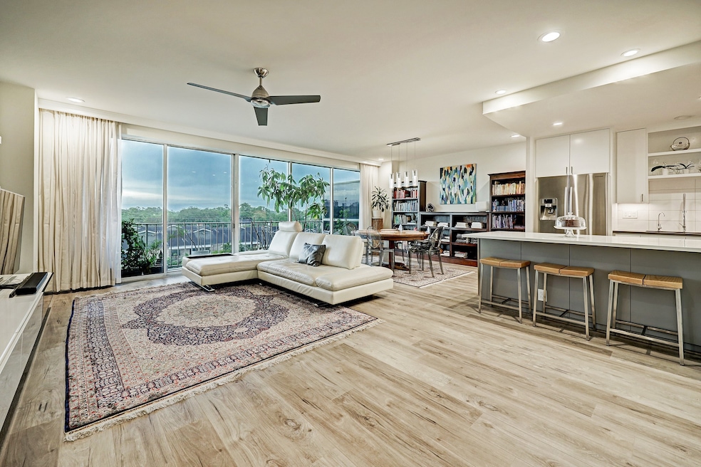 The Willowick unit 4E, Houston, TX 77027 - photo 1