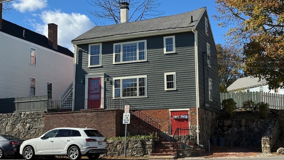 1 Washington St unit 2, Marblehead, MA 01945 - photo 1