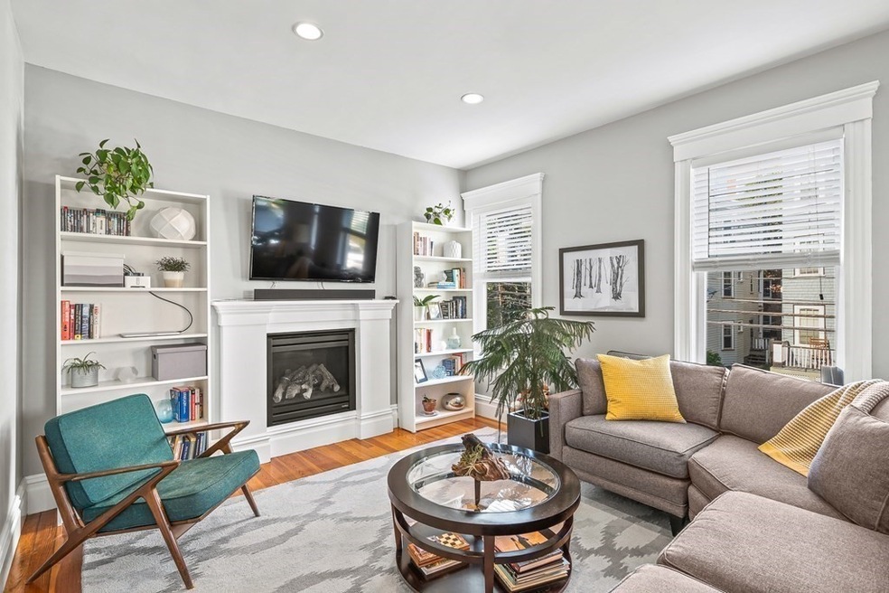 50 Rosemont St unit 2, Dorchester, MA 02122 - photo 1