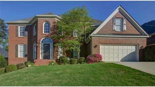 Gorgeous 3 sided Brick Traditional Home - Jamestow