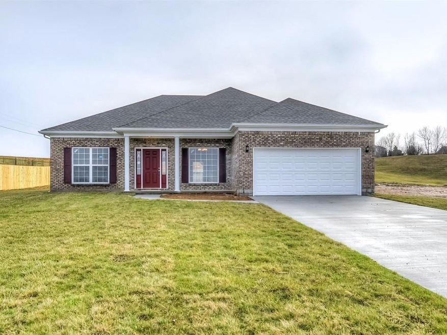 1952 Clearwater Dr, Lawrenceburg, KY 40342 - photo 1