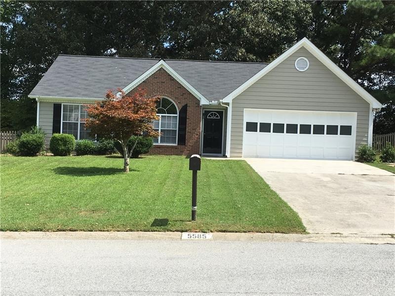 5585 Sugar Crossing Dr, Buford, GA 30518 - photo 1