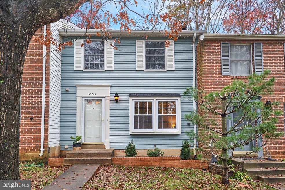 11514 Underoak Ct, Reston, VA 20191 - photo 1