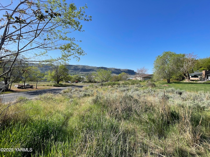 00 F St, Grand Coulee, WA 99133 - photo 1