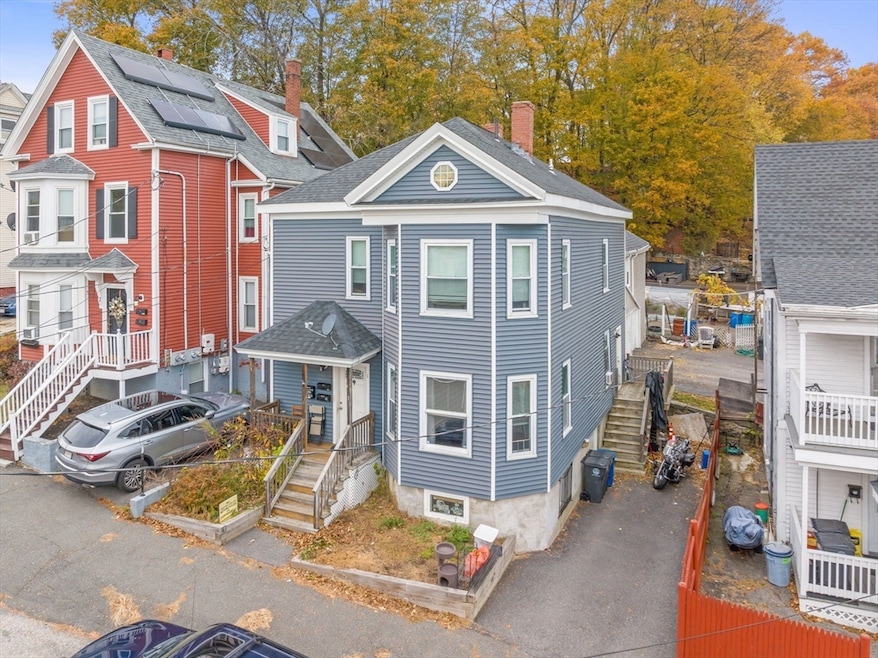 Pending $548,777 • Co-Listing Agent