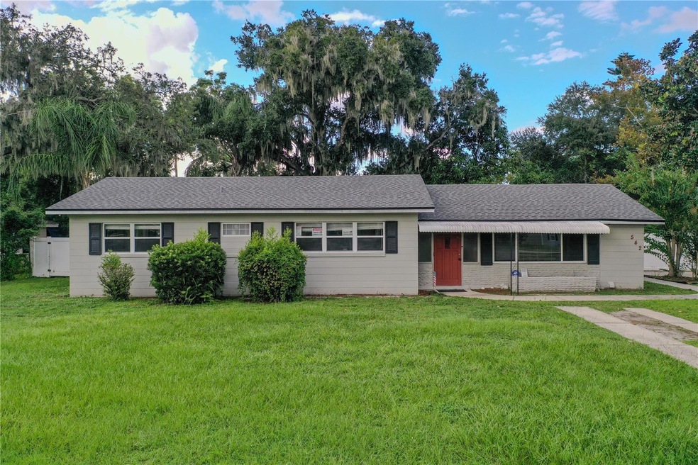 542 Longfellow Blvd, Lakeland, FL 33801 - photo 1