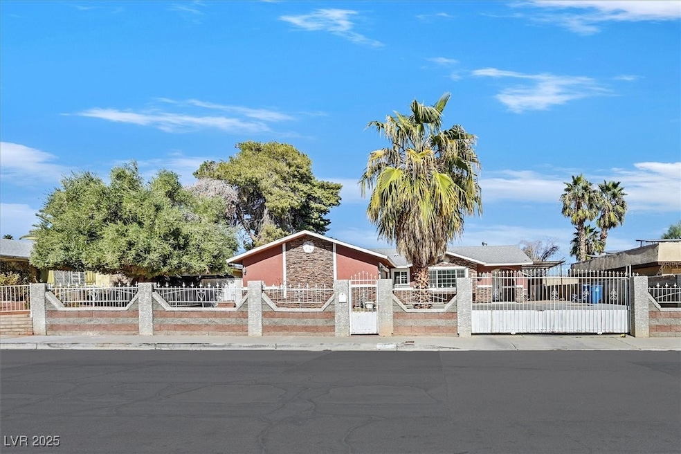 4506 El Cebra Way, Las Vegas, NV 89121 - photo 1