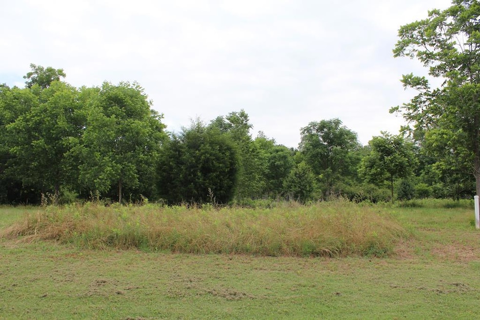 218 Wentworth Ln, Albany, GA 31721 - photo 1