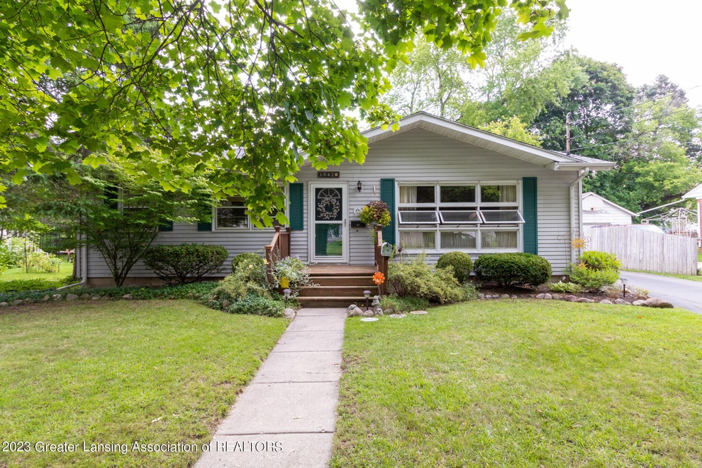 1942 Maple St, Holt, MI 48842 - photo 1