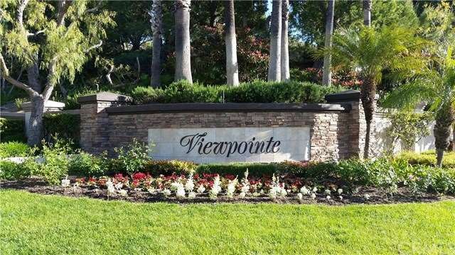 Happy Springtime at The Viewpointe  Beautiful Entr