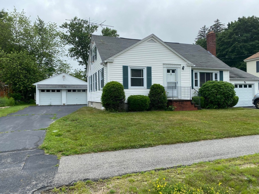 51 Cleveland St