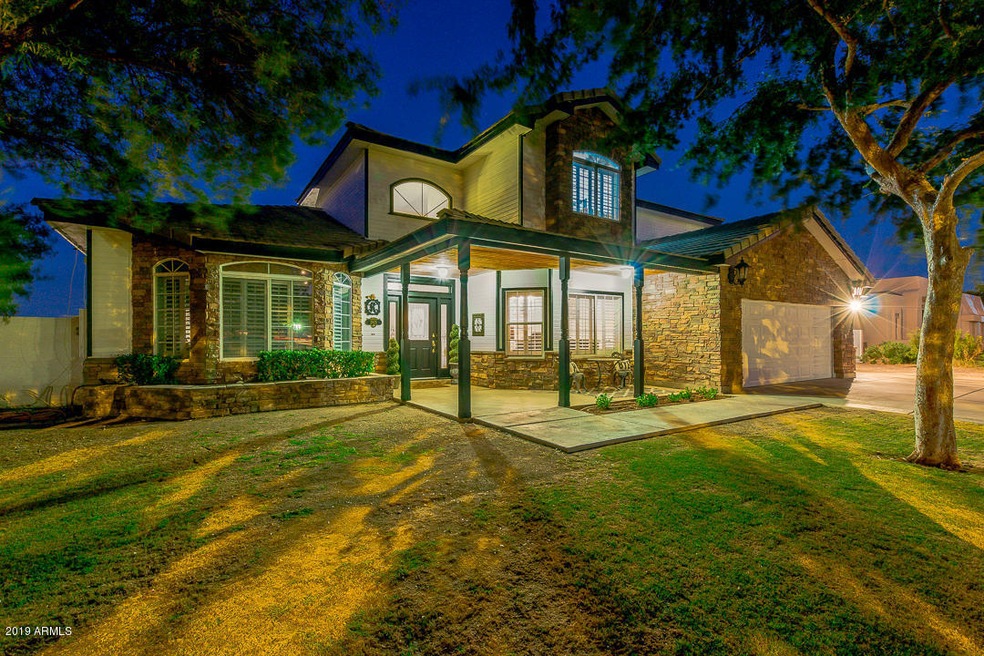 2825 N Whiting Cir, Mesa, AZ 85213 - photo 1