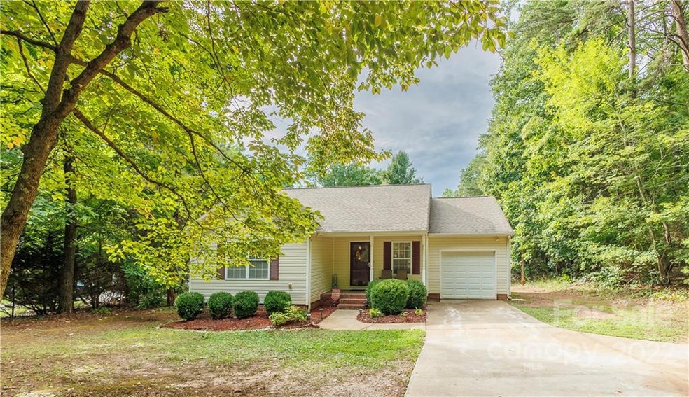 5718 Lewis Rd, Gastonia, NC 28052 - photo 1