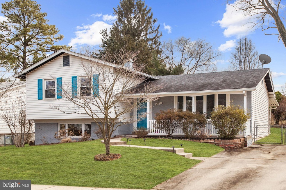 13621 Grenoble Dr, Rockville, MD 20853 - photo 1