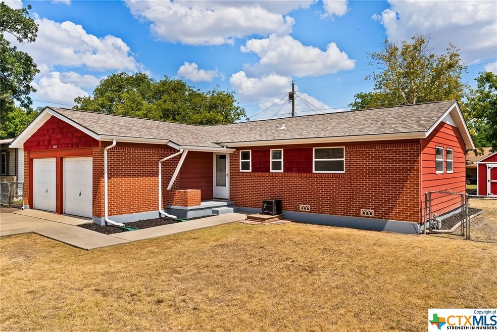 2412 Live Oak Dr, Copperas Cove, TX 76522 - photo 1