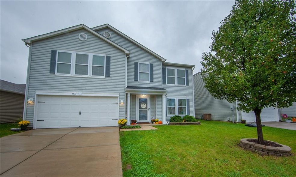 9661 W Quarter Moon Dr, Pendleton, IN 46064 - photo 1