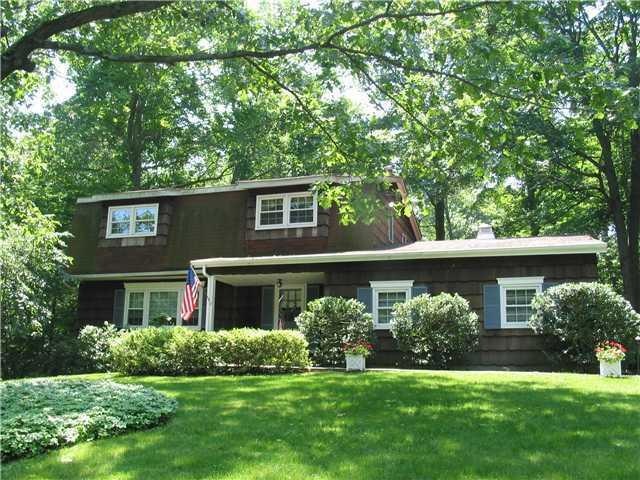 8 Angus Ln, New City, NY 10956 - photo 1