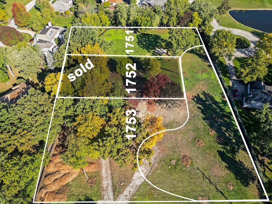 1753 Midwest Club Pkwy, Oak Brook, IL 60523 - photo 1