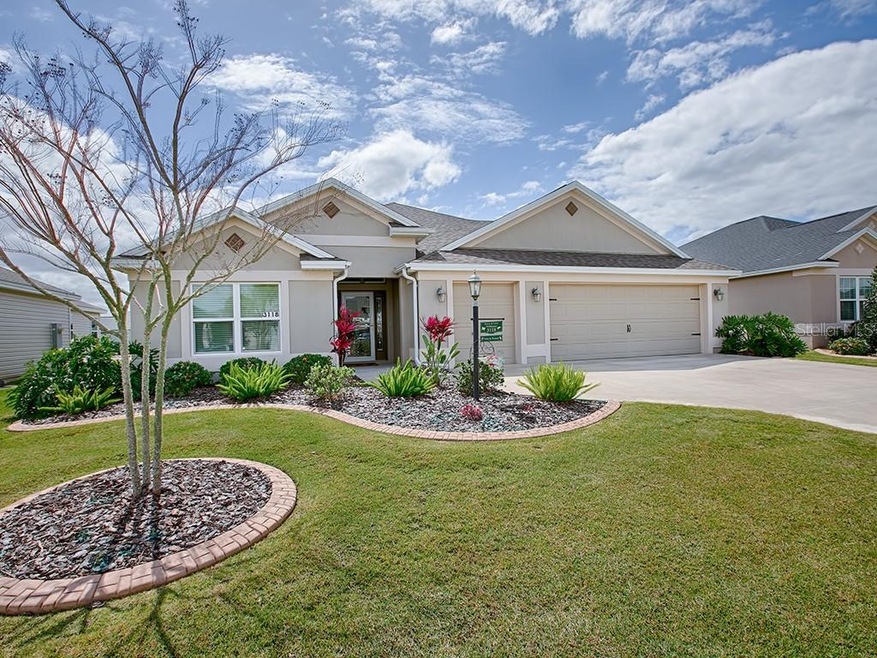 Pretty curb appeal